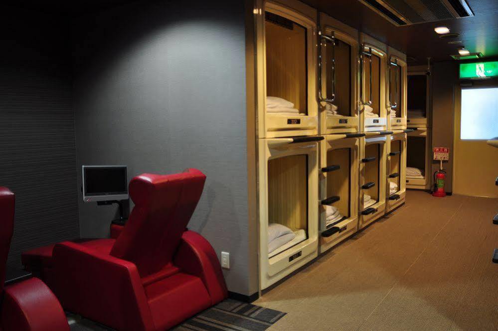 Capsule Hotel & Sauna Cosmo Plaza Akabane Tóquio Exterior foto